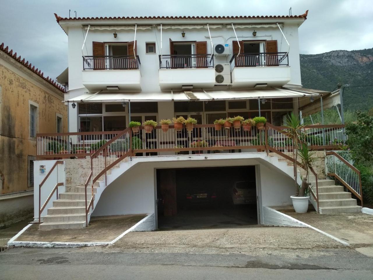 Leonidio Rocks Bed and Breakfast Εξωτερικό φωτογραφία